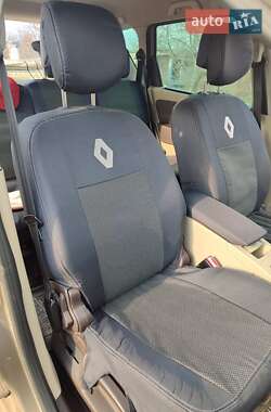Минивэн Renault Grand Scenic 2011 в 