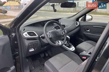 Минивэн Renault Grand Scenic 2012 в 