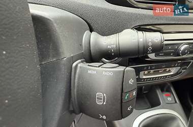 Мінівен Renault Grand Scenic 2015 в 