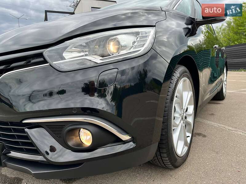 Минивэн Renault Grand Scenic 2017 в Киеве