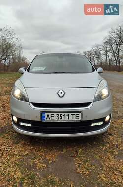 Мінівен Renault Grand Scenic 2013 в 