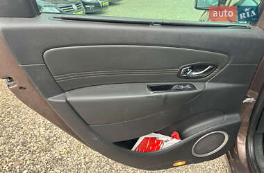 Минивэн Renault Grand Scenic 2011 в 