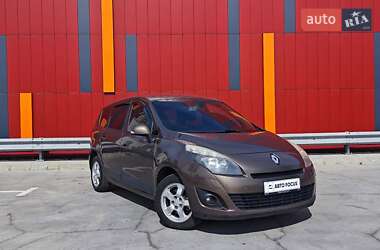 Renault Grand Scenic 2010 Renault Grand Scenic 2010
