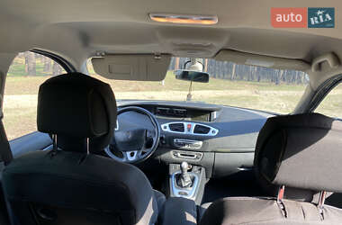 Минивэн Renault Grand Scenic 2009 в 