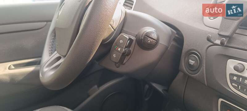 Минивэн Renault Grand Scenic 2009 в Кременчуге