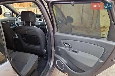 Минивэн Renault Grand Scenic 2011 в 