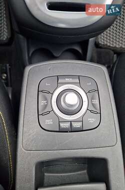 Минивэн Renault Grand Scenic 2011 в 