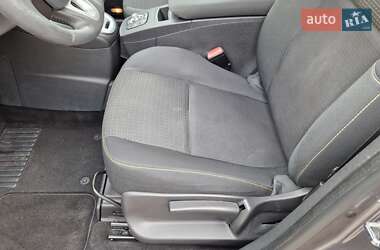 Минивэн Renault Grand Scenic 2011 в 