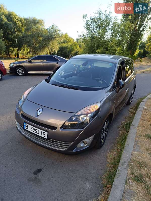 Мінівен Renault Grand Scenic 2011 в Кременчуці