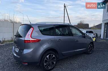 Мінівен Renault Grand Scenic 2015 в 