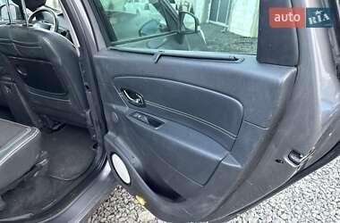 Мінівен Renault Grand Scenic 2015 в 