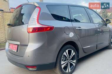 Минивэн Renault Grand Scenic 2011 в 