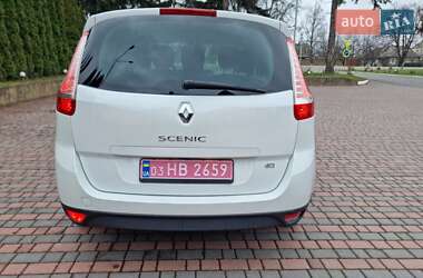 Минивэн Renault Grand Scenic 2012 в 