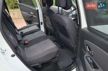 Минивэн Renault Grand Scenic 2012 в 