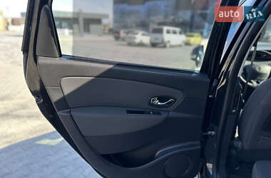 Минивэн Renault Grand Scenic 2014 в 