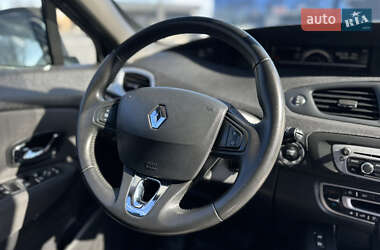Минивэн Renault Grand Scenic 2014 в 