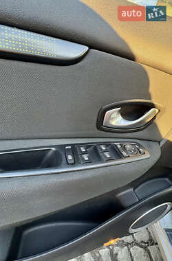 Мінівен Renault Grand Scenic 2009 в 