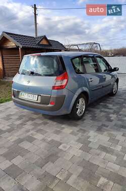 Минивэн Renault Grand Scenic 2006 в 