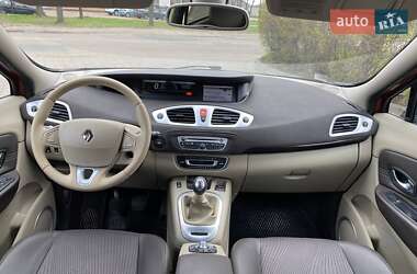 Минивэн Renault Grand Scenic 2010 в 
