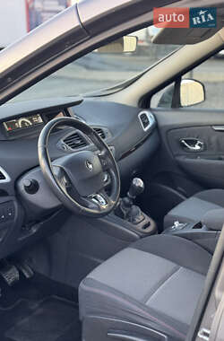Минивэн Renault Grand Scenic 2013 в 