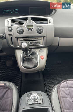 Минивэн Renault Grand Scenic 2008 в 