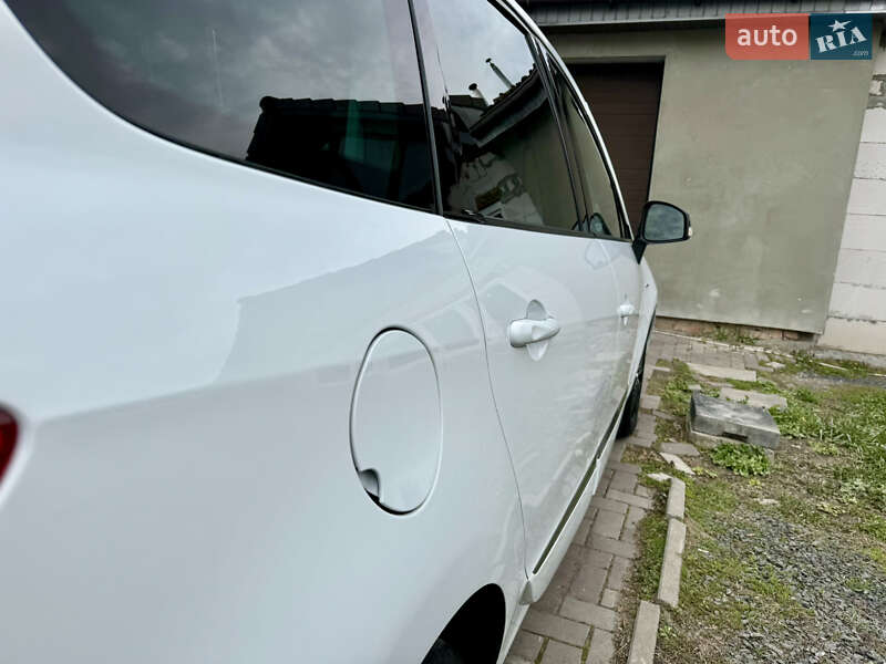 Мінівен Renault Grand Scenic 2013 в Луцьку