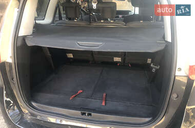 Минивэн Renault Grand Scenic 2010 в 