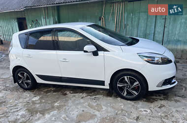 Минивэн Renault Grand Scenic 2012 в 
