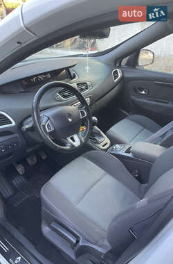 Минивэн Renault Grand Scenic 2012 в 