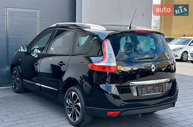 Минивэн Renault Grand Scenic 2015 в 