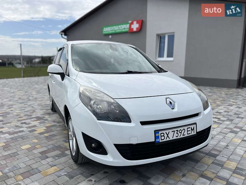 Мінівен Renault Grand Scenic 2009 в Тернополі