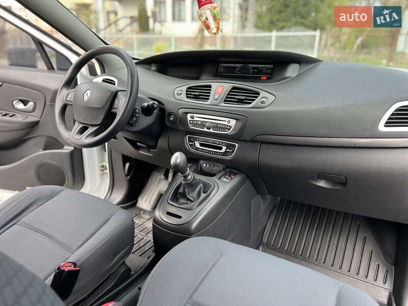Мінівен Renault Grand Scenic 2009 в Тернополі