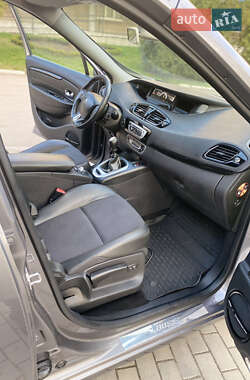 Мінівен Renault Grand Scenic 2013 в 