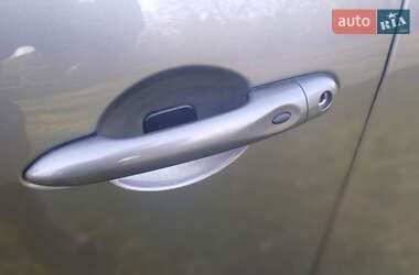 Мінівен Renault Grand Scenic 2012 в 