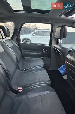 Минивэн Renault Grand Scenic 2005 в 