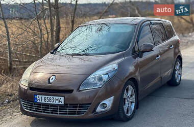 Минивэн Renault Grand Scenic 2009 в Обухове
