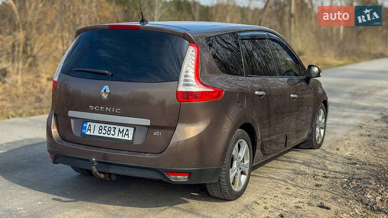 Минивэн Renault Grand Scenic 2009 в Обухове