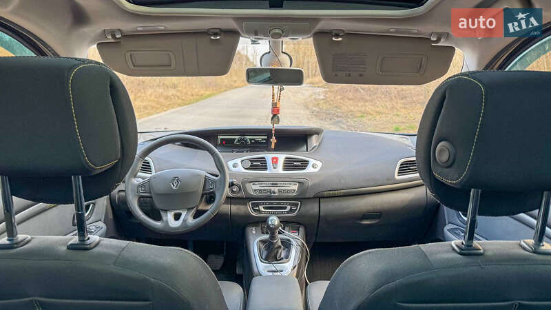 Минивэн Renault Grand Scenic 2009 в Обухове
