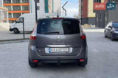 Мінівен Renault Grand Scenic 2014 в 