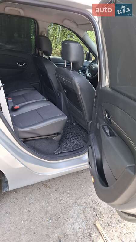 Минивэн Renault Grand Scenic 2013 в Киеве фото 10 Минивэн Renault Grand Scenic 2013 в Киеве