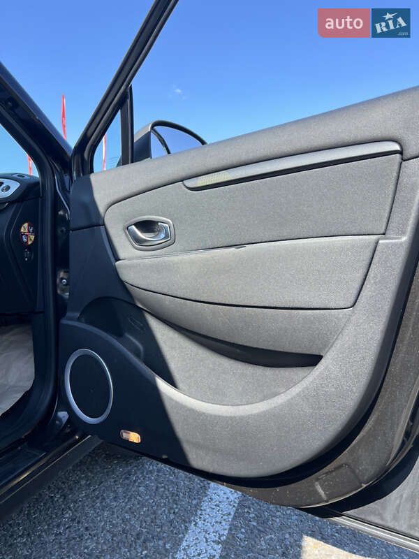 Минивэн Renault Grand Scenic 2010 в Черновцах