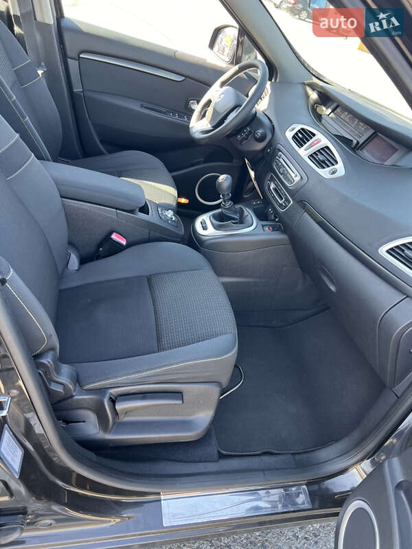 Минивэн Renault Grand Scenic 2010 в Черновцах