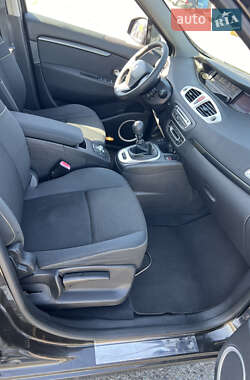 Минивэн Renault Grand Scenic 2010 в 