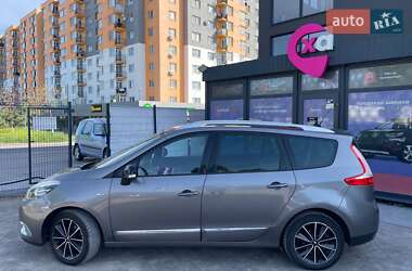 Минивэн Renault Grand Scenic 2012 в 