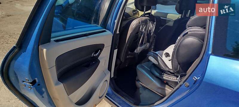 Мінівен Renault Grand Scenic 2012 в Чернівцях