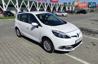 Минивэн Renault Grand Scenic 2012 в 