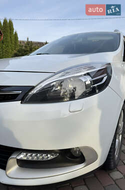 Мінівен Renault Grand Scenic 2015 в 