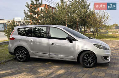 Минивэн Renault Grand Scenic 2012 в 