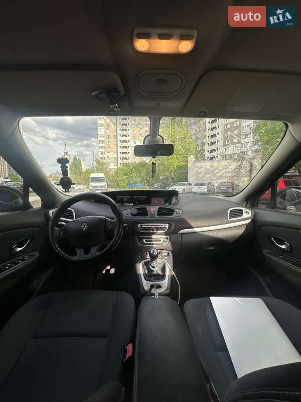 Минивэн Renault Grand Scenic 2009 в Киеве