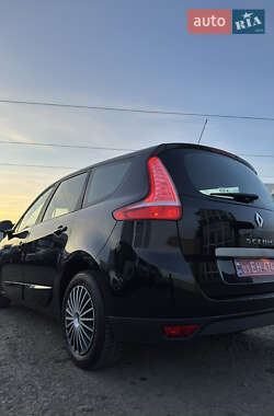 Мінівен Renault Grand Scenic 2013 в 